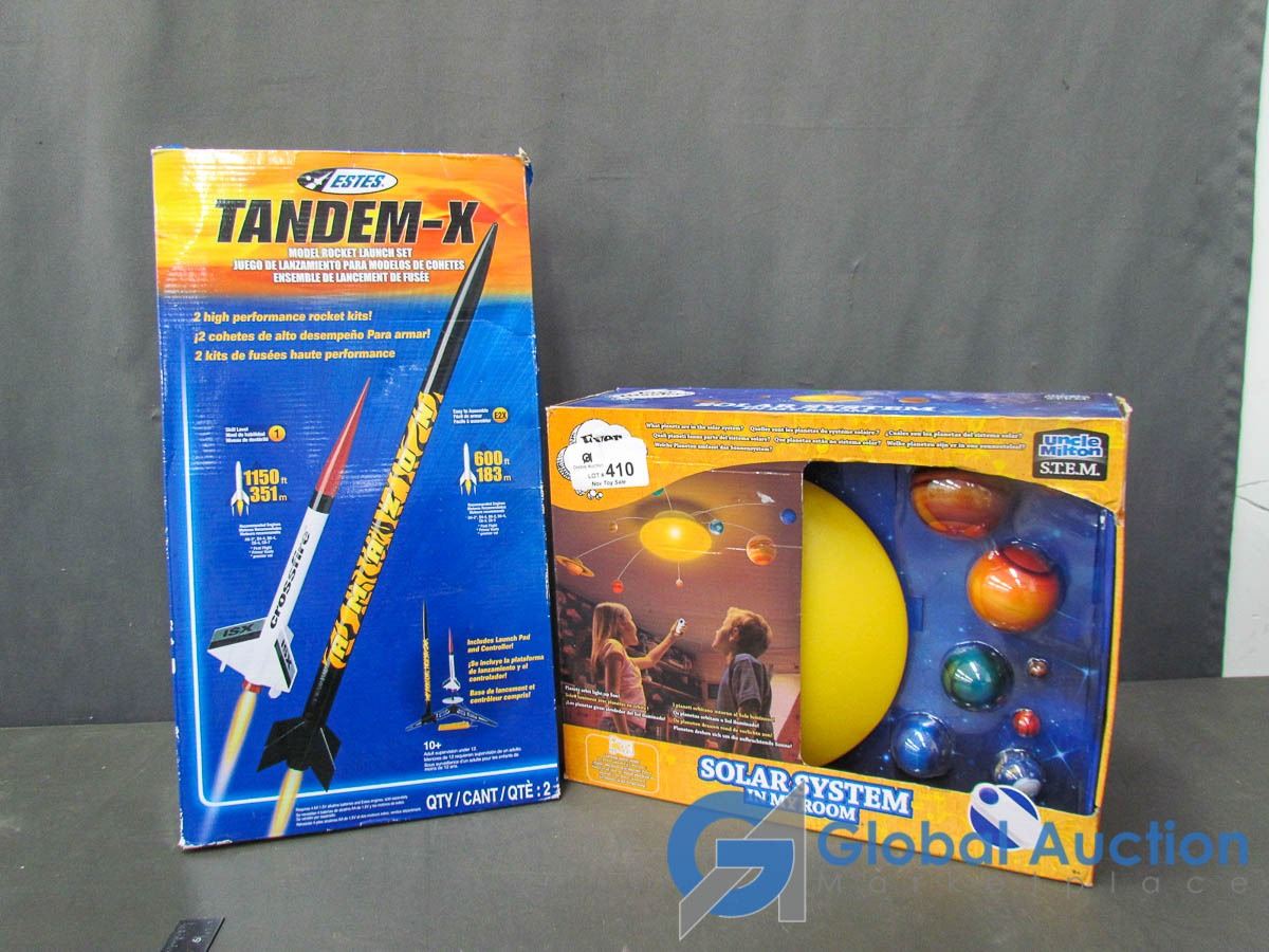 Tandem X Model Rocket Launch Set Bedroom Solar System Set