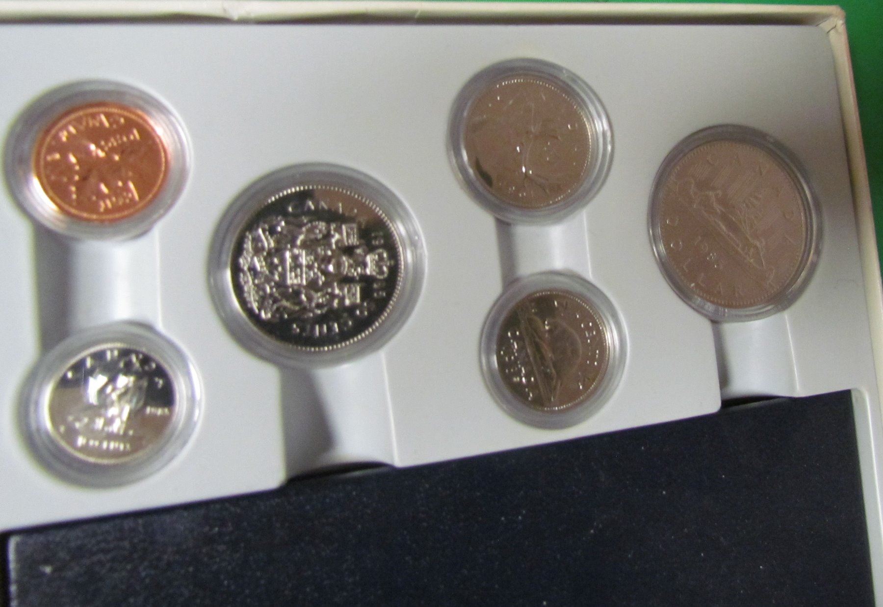 1985 PROOF SET WITH DISPLAY CASE (CANADA) - Schmalz Auctions