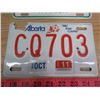 Image 2 : LOT OF 2 LICENSE PLATES (1 DAMAGED)