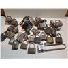 Image 1 : LARGE LOT OF VINTAGE LOCKS (SOME KEYS)