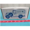 Image 1 : 1932 FORD PANEL DELIVERY COLLECTABLE BANK