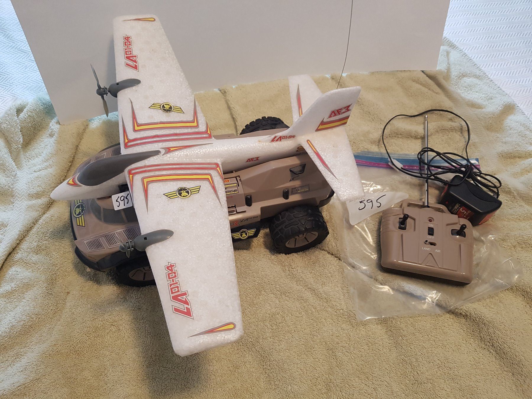 Remote Control Launcher REMOTE CONTROL AIRPLANE LAUNCHER - Schmalz Auctions