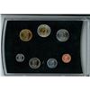 Image 2 : 2005 CANADIAN COIN SPECIMEN SET (IN PLASTIC DISPLAY CASE) *ROYAL CANADIAN MINT*