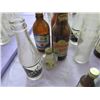 Image 2 : LOT OF ASSORTED BOTTLES (LABATT'S PILSENER BEER, PACHAL'S, LONESTAR, ETC.)