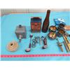 Image 3 : LOT OF ASSORTED ITEMS INCLUDING PHONO-NEEDLES, CLARINET REEDS, BOX OF BOTTLE CAPS, ETC.
