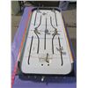 Image 2 : COLECO TABLE TOP HOCKEY GAME (36" X 17" X 3.5")