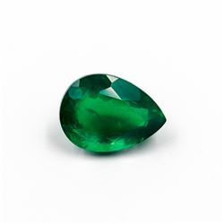 GORGEOUS 7.69 CT EMERALD CENTERSTONE