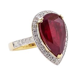 9.24 ctw Ruby and Diamond Ring - 14KT Yellow Gold