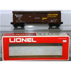 CUSTOM PAINTED S.P. DBL DOOR BOX CAR