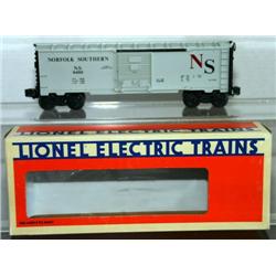 NORFOLK SOUTHERN BOX CAR