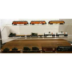 4 AHM HO FLATS, 2 VARNEY GULF TANK CARS, 3 RINGLI