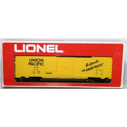 LIONEL U.P. BOX CAR