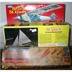 3 WOOD MODEL KITS. 1 GUILLOWS SPIRIT OF ST. LOUIS
