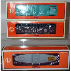 LIONEL STD. O C of G BOX CAR, PENN CENTRAL BOX CA
