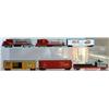Image 1 : 2 HO ENGINES, 6 PIECES HO ROLLING STOCK AHM, LIFE