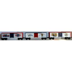 LIONEL SPIRIT OF AMERICA BOX CARS.