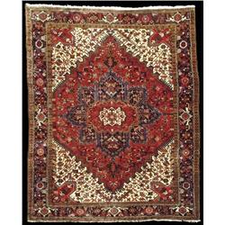 ROOM SIZE HERIZ ORIENTAL CARPET