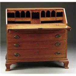 CHIPPENDALE SLANT FRONT DESK