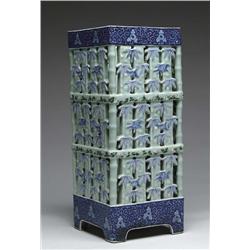 FINE DECORATED CELADON UMBRELLA STAND