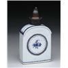 Image 1 : CHINESE EXPORT PORCELAIN TEA CADDY