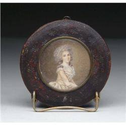 ROUND MINIATURE OF YOUNG LADY