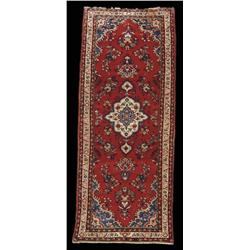 NICE SAROUK ORIENTAL RUNNER