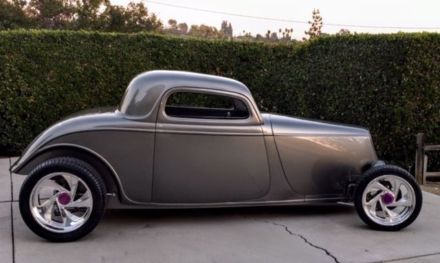 5:00PM SATURDAY FEATURE 1933 FORD CONCEPT HOT ROD RIDDLER AWARD WINNER
