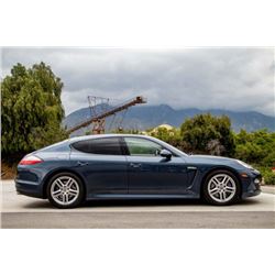 FRIDAY 2012 PORSCHE PANAMERA