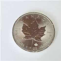 Canadian Maple Leaf 5 Dollar 1  Ounce Silver