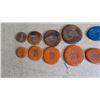 Image 9 : Vintage Bakelite Colored Poker Chips with Box, Casinos Encantado Sante Fe 1571