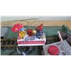 Image 7 : Railroad Station in Plexiglass w/ Transformer - Station House, Rail Crossing, etc