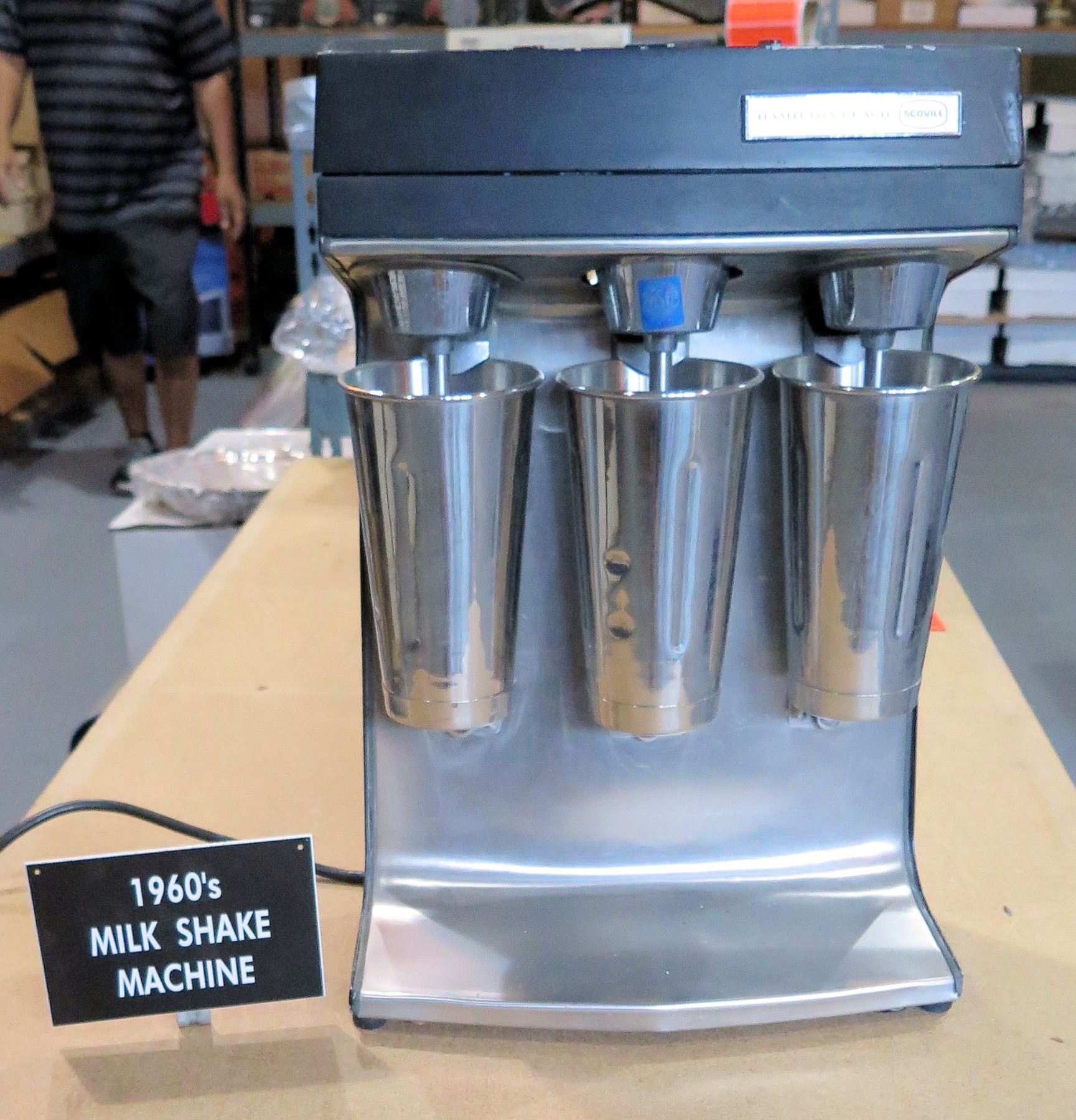 Scovill Hamilton Beach 1960's Triple Milk Shake Machine - Oahu Auctions