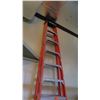 Image 5 : Red Werner 12' Extension Ladder, Max Reach 16'