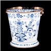 Image 1 : A Meissen porcelain ice bucket.