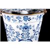 Image 9 : A Meissen porcelain ice bucket.