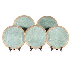 12 Oscar De La Renta plates.