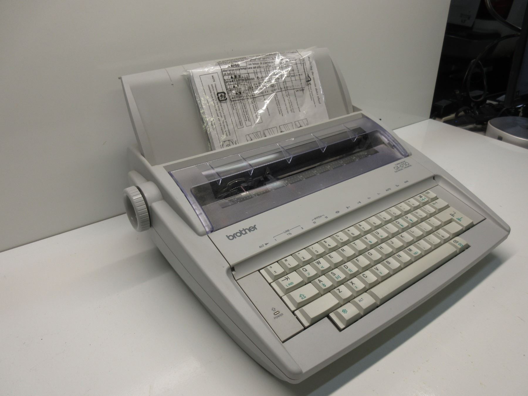 Brother Electronic Typewriter Model GX-6750