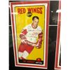 Image 2 : GORDIE HOWE FRAMED HOCKEY CARD DISPLAY