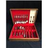 Image 1 : 19 PIECE SILVERWARE SET W/ CASE