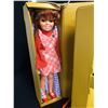 Image 2 : Crissy Velvet Fashions Doll and Tote Case