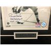 Image 2 : GORDIE HOWE SIGNED 16 X 20 FRAMED PHOTO (UNIVERSAL COA)