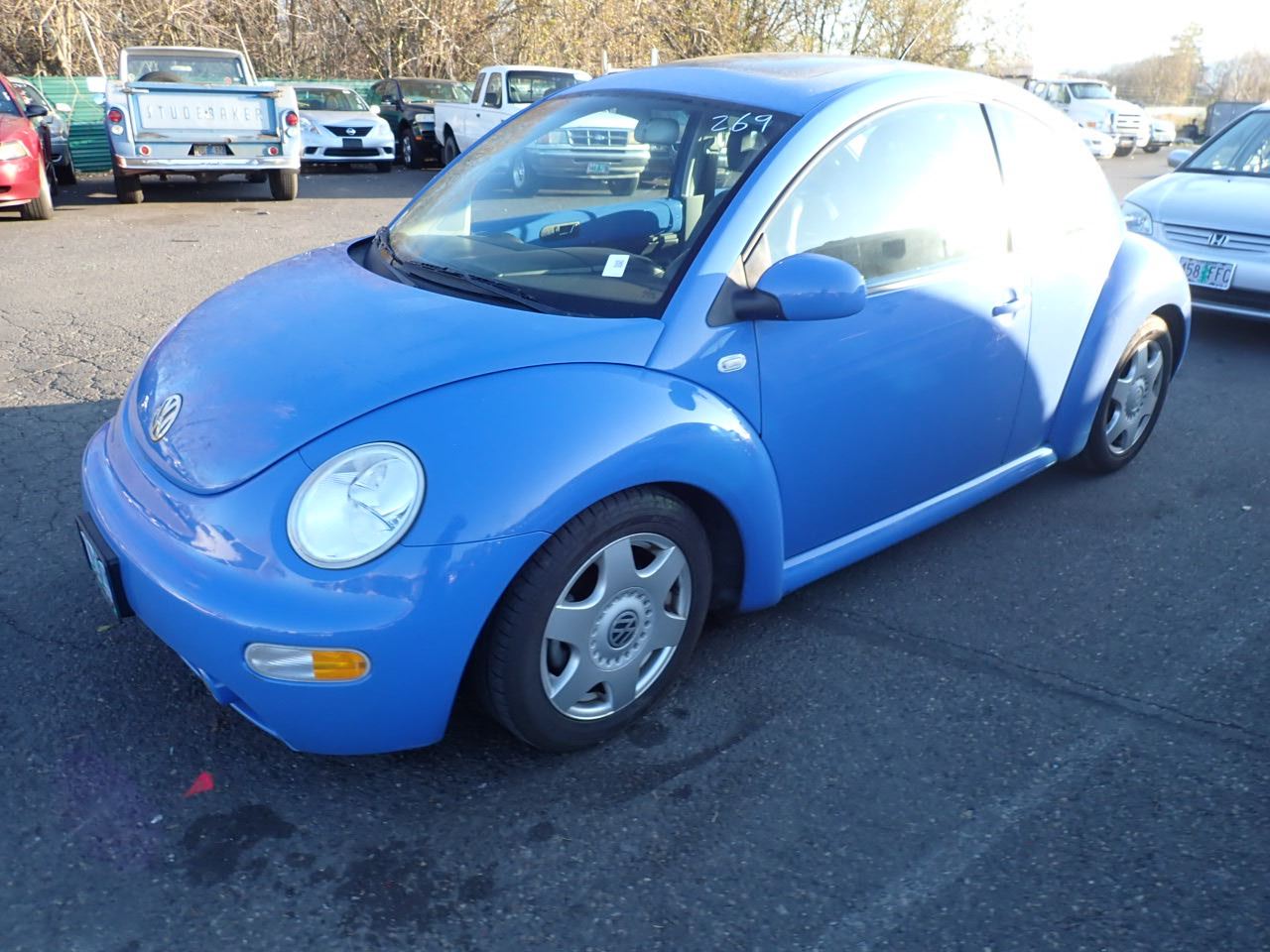 Volkswagen beetle 2001