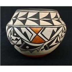 Handmade, 1950s Acoma Pot