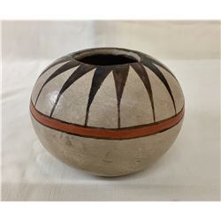 Vintage Tohono O’Odham Pot