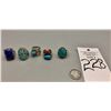 Image 7 : Group of Five Vintage Rings