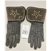 Image 5 : Vintage Spotted Leather Gaunlets