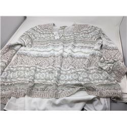 Ladies Bob Timberlake Top- Large (Hole in sleeve as shown in photo)