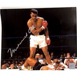 Muhammad Ali signed Photograph 8x10