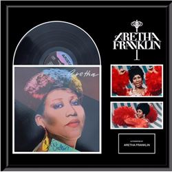 Aretha Franklin signed Aretha Album and photo collage PSA