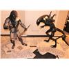 Image 1 : ALIEN VS PREDATOR 1/2 SCALE STATUES VERY RARE PROMO FROM WORLD PREMIERE